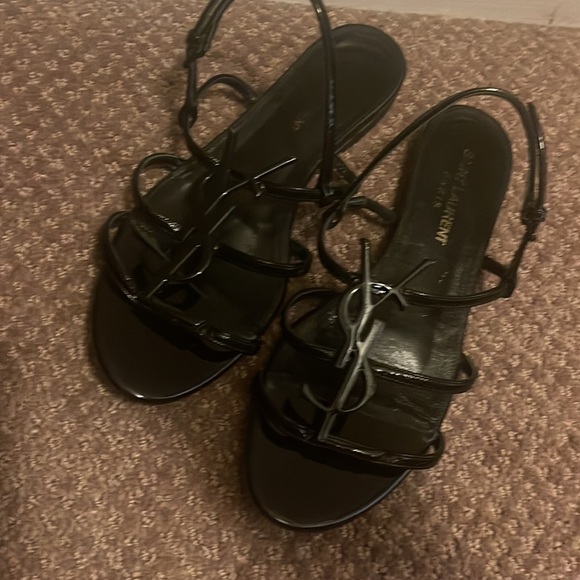 Sold✨ Ysl Cassandra sandals - Picture 9 of 9